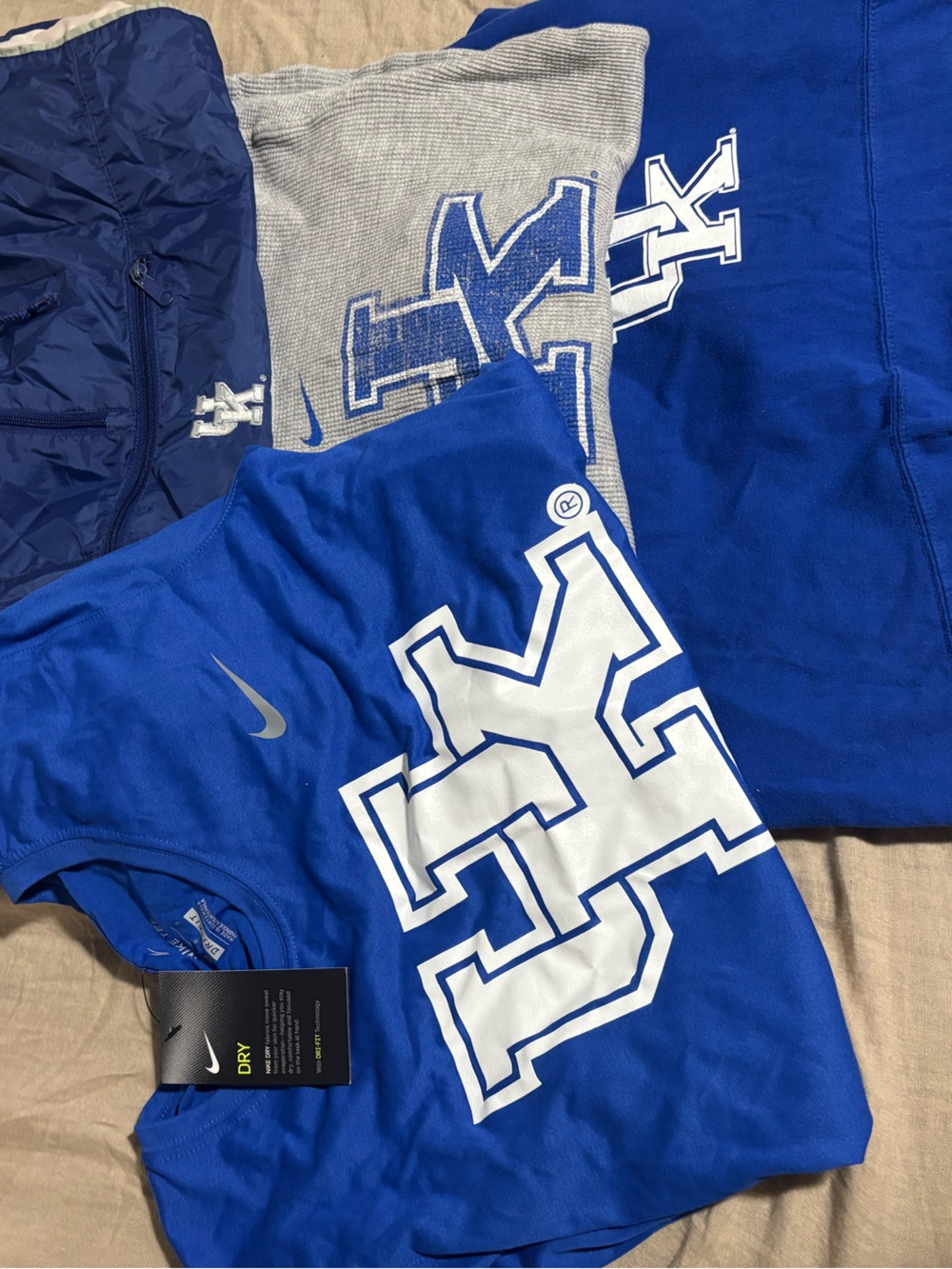 COLLEGE MERCH PACK DEAL Blue University of Kentucky Logo Shirts & Hoodie Set